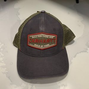 Carhartt mesh trucker hat